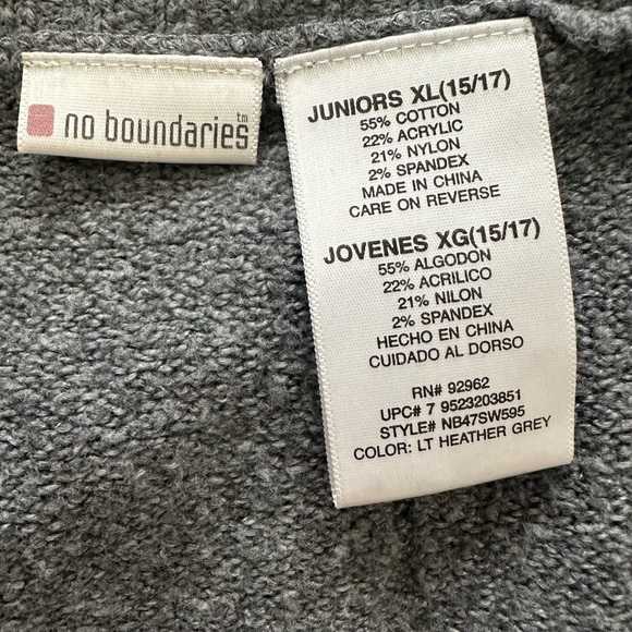 No boundaries junior XL sweater - Picture 5 of 5